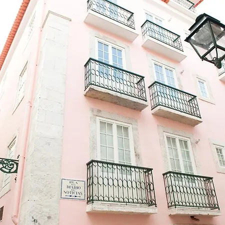 Hello Bairro Alto דירה *