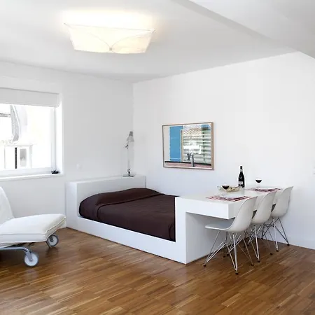 Apartment Hello Bairro Alto *